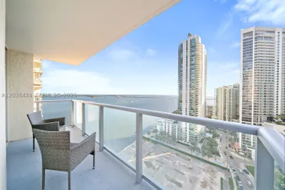 1155 Brickell Bay Dr #2501 1