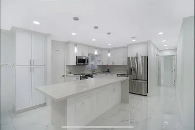 411 NW 51st Ave 1