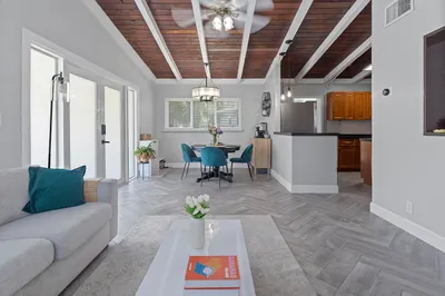 2807 SW 14th 1