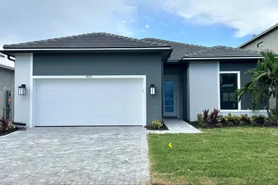9157 Cape Honey Bee Lane 1