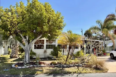 6857 SE Sourwood Drive ##B02014 1