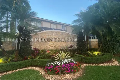 5728 NW 113th Ave 1