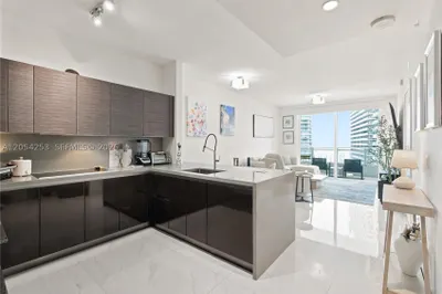 1080 Brickell Ave #1607 1