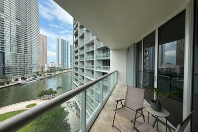 475 Brickell Ave #1012 1