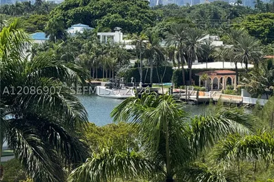 5555 Collins Ave #7Z 1