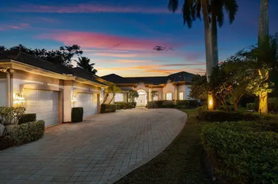 2525 Seminole Circle 1