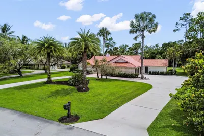 13067 Doubletree Circle 1
