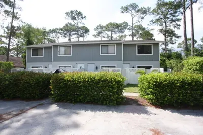 1141 Goldenrod Road 1