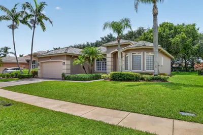 9574 Lantern Bay Circle 1