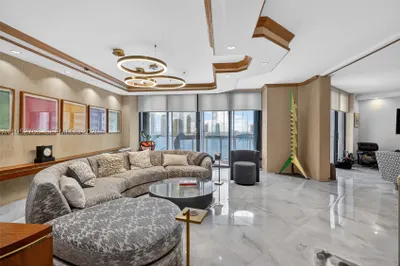 4000 Island Blvd #2602 1
