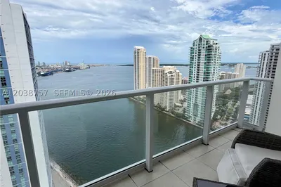 300 S Biscayne Blvd #T-3212 1