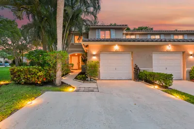 4867 Pinemore Lane 1
