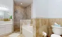 2904 SW Sutton Place Photo