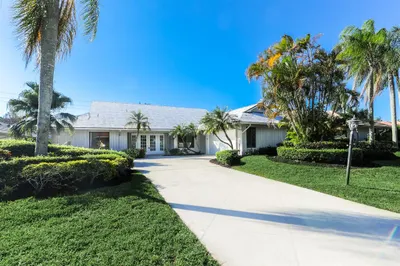 166 Thornton Drive 1