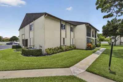 3625 La Aires Court #C-2 1
