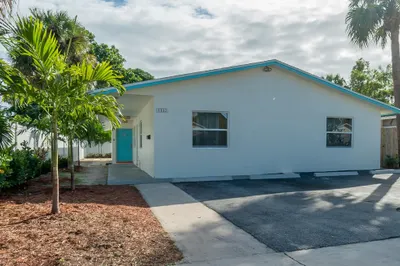 1332 Longwood Street 1