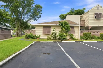 251 W HEMINGWAY Circle #251 1