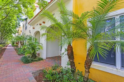 12453 NW 17 Manor #12353 1