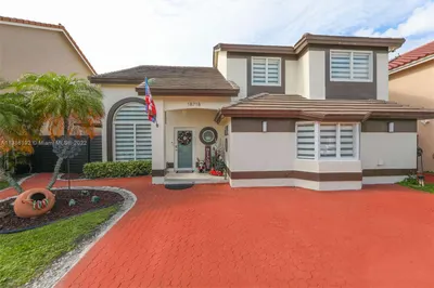 18718 NW 79th Ct 1