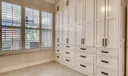 118 E Hampton Way Photo
