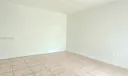 608 Commodore Dr Photo