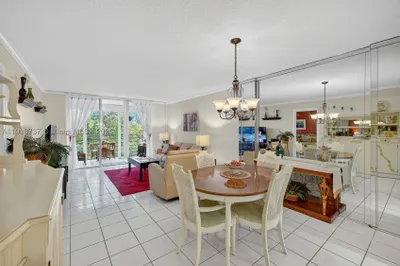2901 NW 48th Ave #468 1