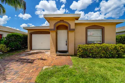 551 E Ridge Circle S 1