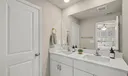 5747 SE Edgewater Circle Photo
