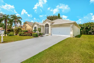 7913 S Stirling Bridge Boulevard 1