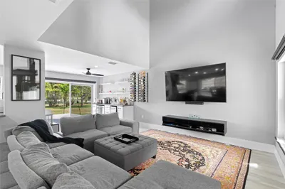 133 SW 159th Way 1