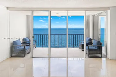 881 Ocean Dr #16F 1