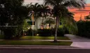 Welcome to this beautifully refurbished Spanish villa in historic Flamingo Park. Parking for 2 in the driveway