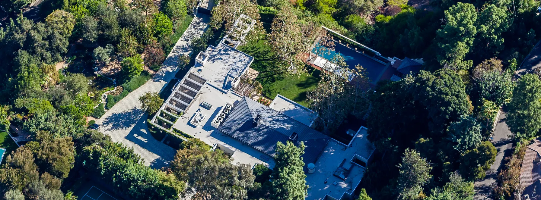 We Bet Celebrity TV & Radio Host, Producer Ryan Seacrest Not Too Happy About “Hosting” Giant Green Blob Near His Beverly Hills Home