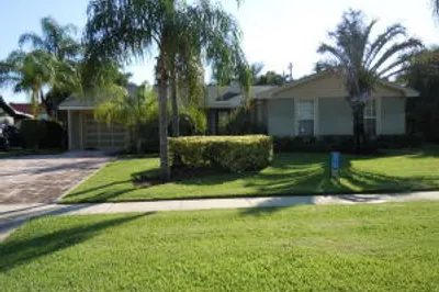 712 Eastwind Drive 1
