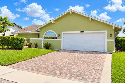 7482 NW 48th Place 1