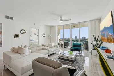 7-web-or-mls-Lake Shore Dr 2312-S2210-00
