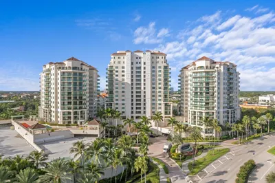 Luxury high rise living in the heart of Palm Beach