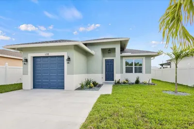 132 NW 11th Avenue 1