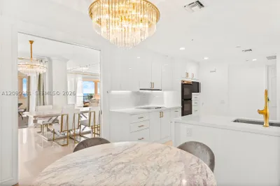 7642 Fisher Island Dr #7642 1