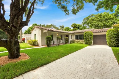 9350 NE 9th Place 1