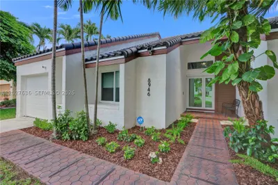 8946 SW 150th Ct Cir E 1