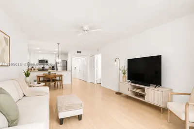 6870 Royal Palm Blvd #209M 1