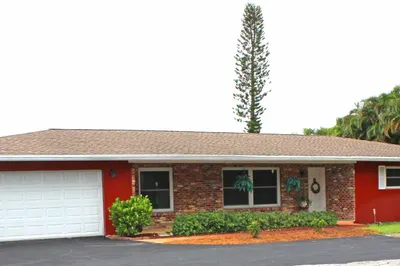 2432 SE St Lucie Boulevard 1