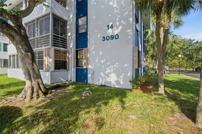 3090 Holiday Springs Blvd #204 1