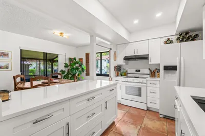 7200 NW 2nd Avenue #1350 1