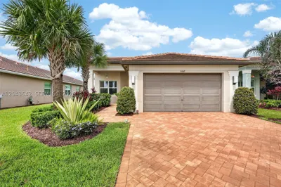 11662 SW Moon River Way 1