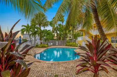 815 Middle River Dr #311 1
