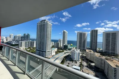 2600 E Hallandale Beach blvd #T2701 1