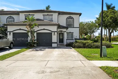 4952 SW 129th Ter 1