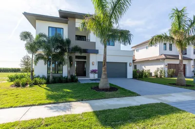 3032 Blue Cypress Lane 1